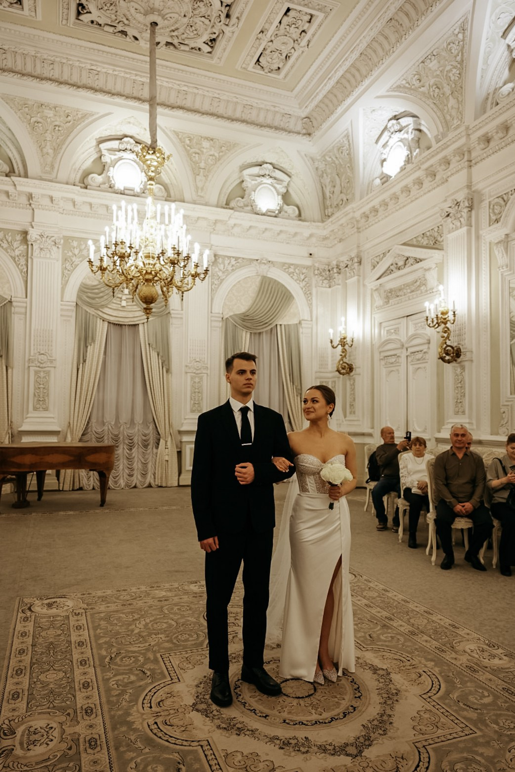 Дмитрий и Юлия. Свадебный и Семейный Фотограф в Гатчине и Санкт-Петербурге Виктория