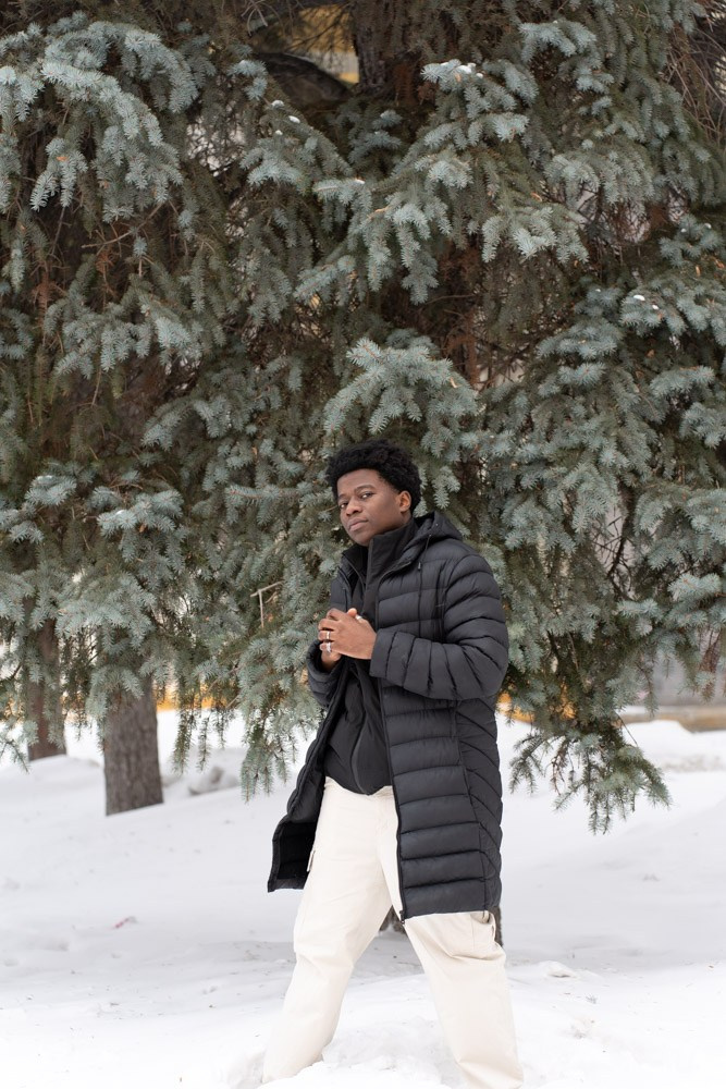 Новосибирск. Коммерческий фотограф для маркетплейсов Wildberries и Ozon в Новосибирске — фото и видео для брендов
