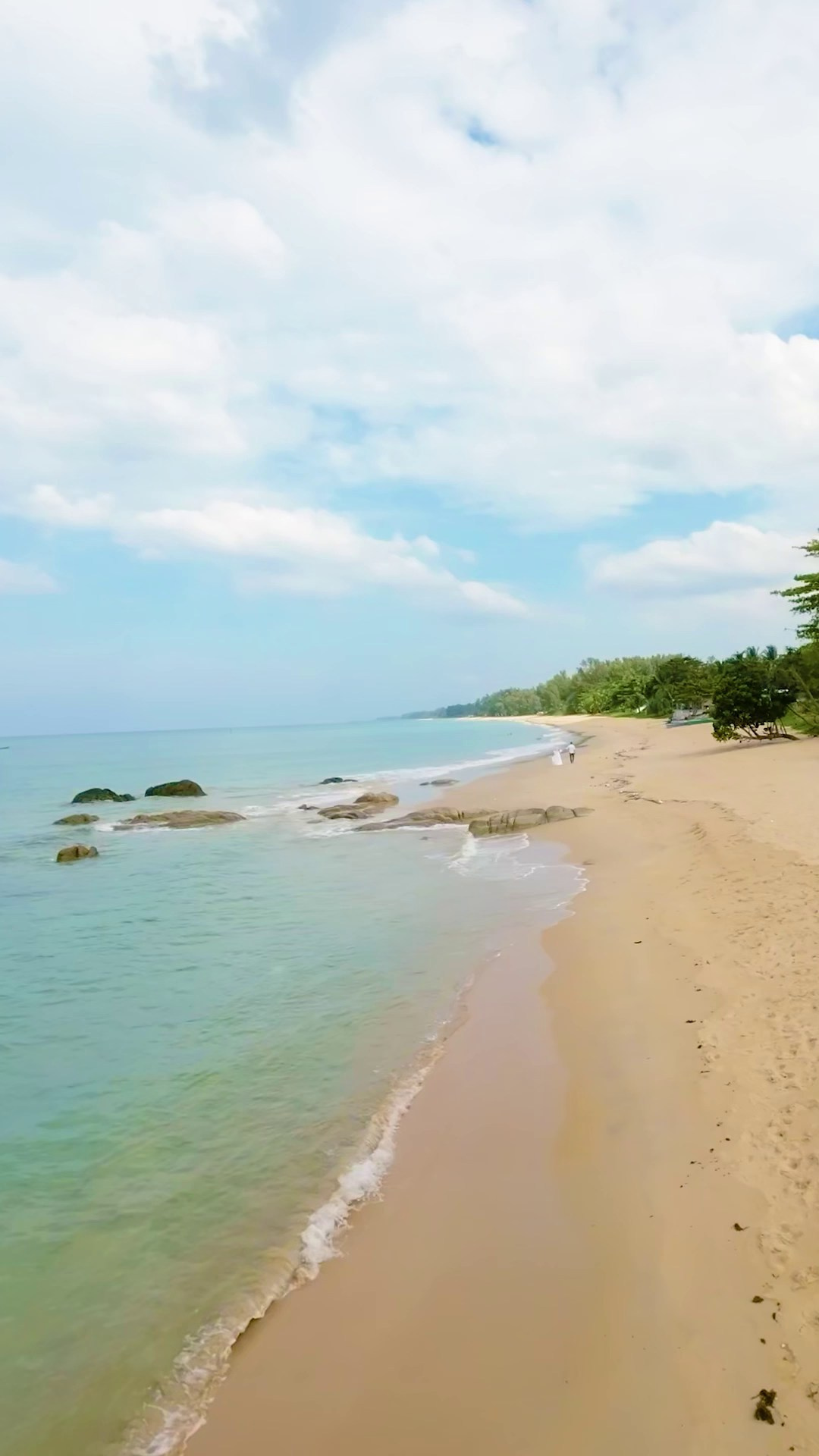 Аэросъёмка с квадрокоптера FPV дрона на Пхукете Phuket видеосъёмка фотограф монтаж видео ролика идея место пляж море яхта