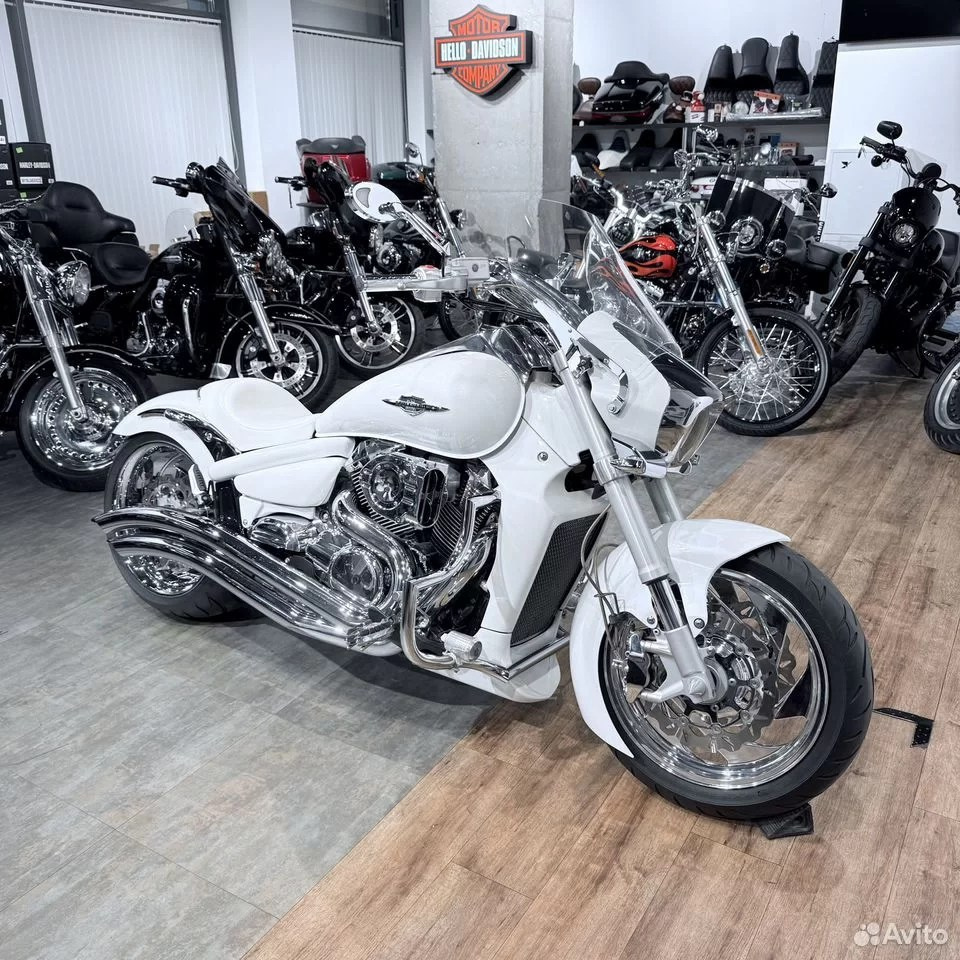 2007 SUZUКI М109R Whitе Hunter. Hello Davidson, Москва. Только хорошие мотоциклы…