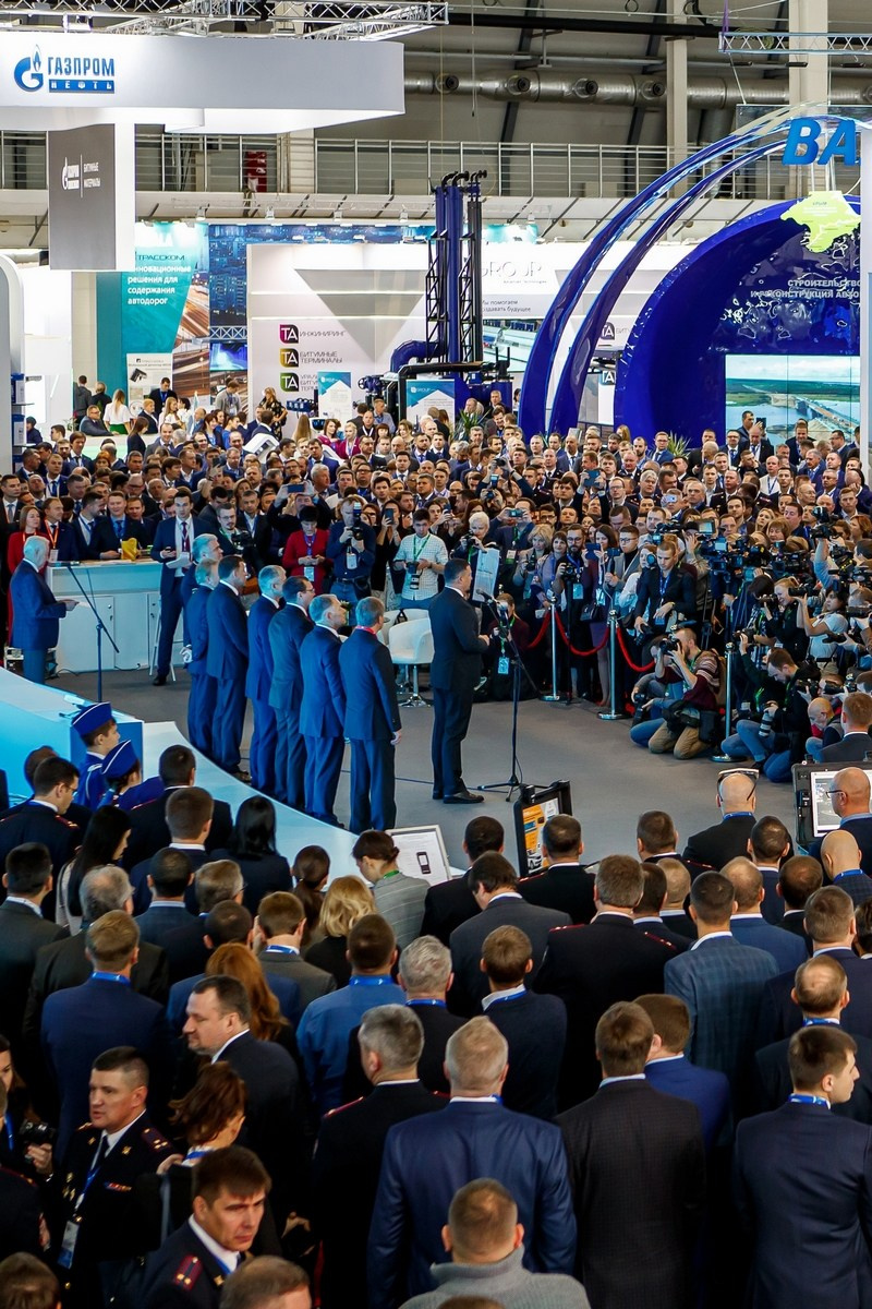 Фотограф на выставку в Москве