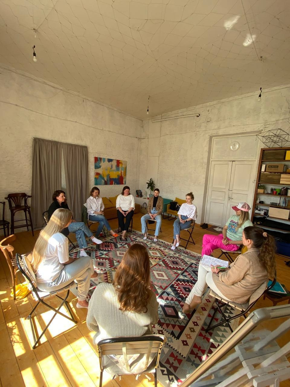 «В КРУГУ» Психологические тренинги в Санкт-Петербурге в живом формате