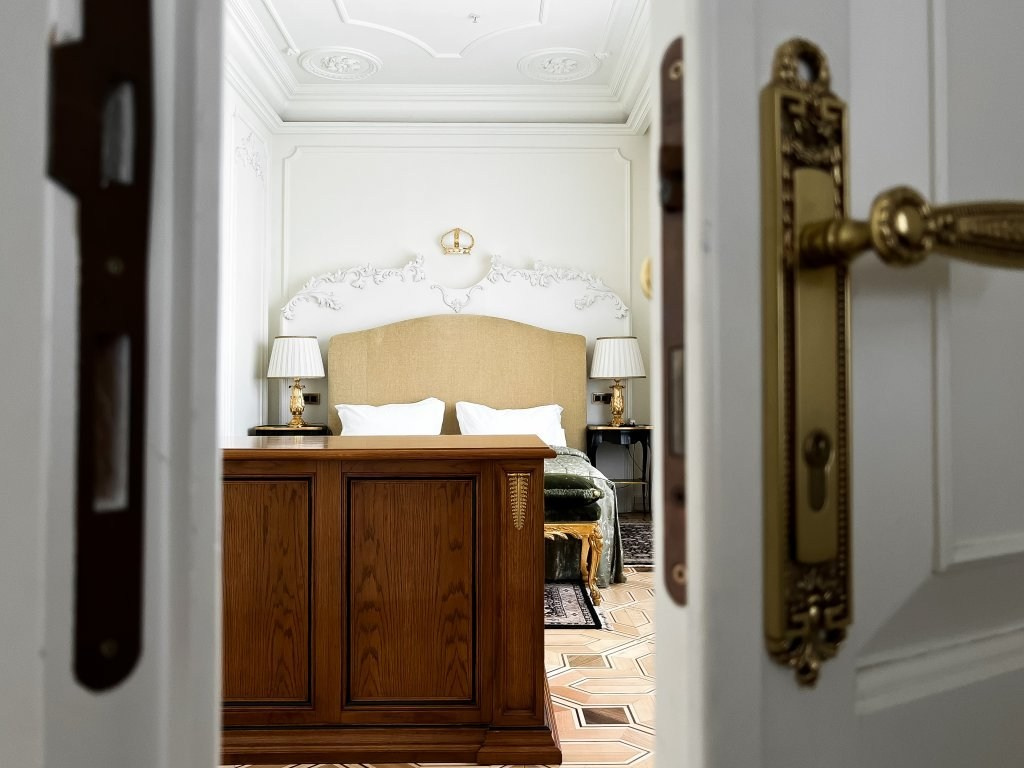 Отели — подборка. Фотограф индивидуальных женских портретов и LOVEstory в Москве