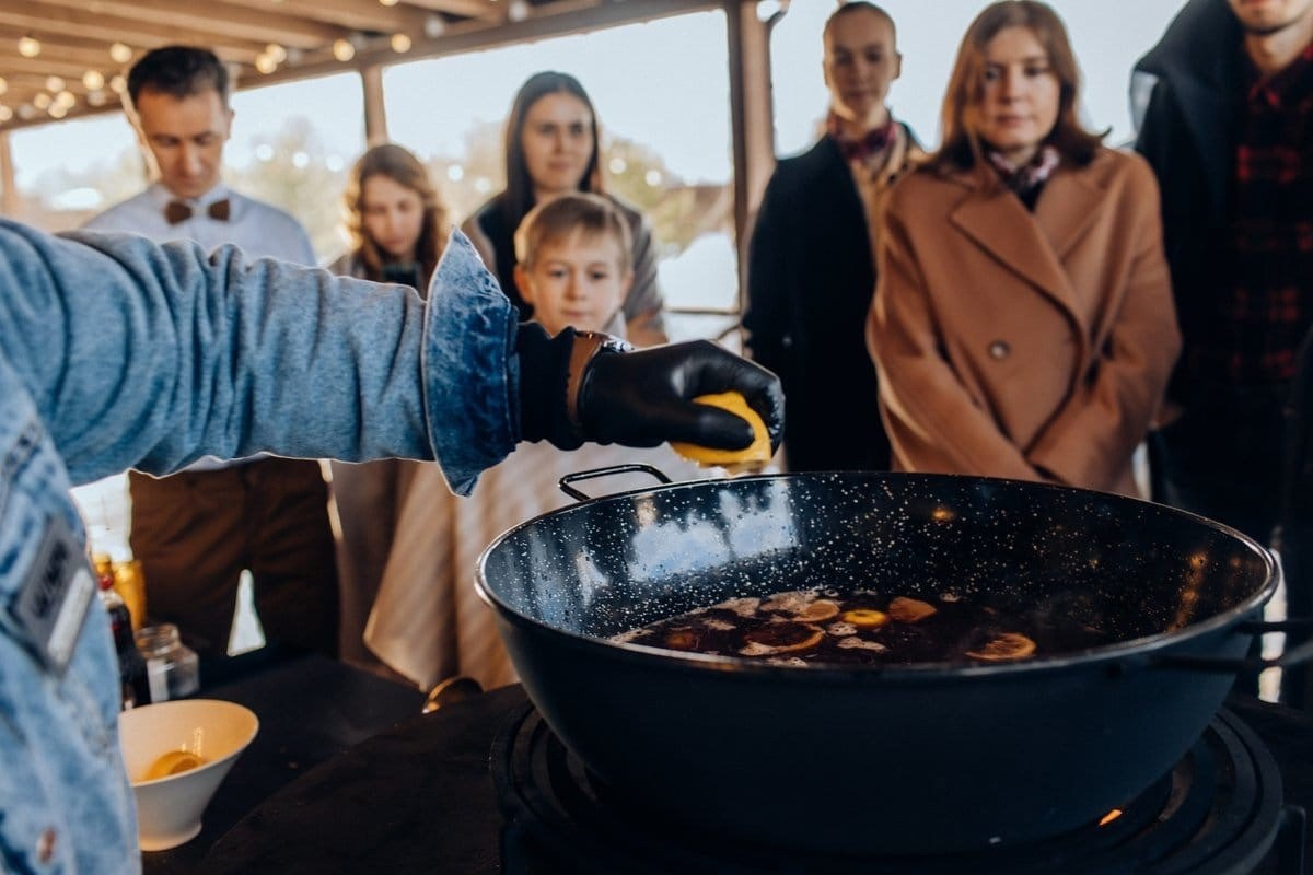 Глинтвейн-бар. Кейтеринг Royal Catering | По Москве и Московской области организуем р