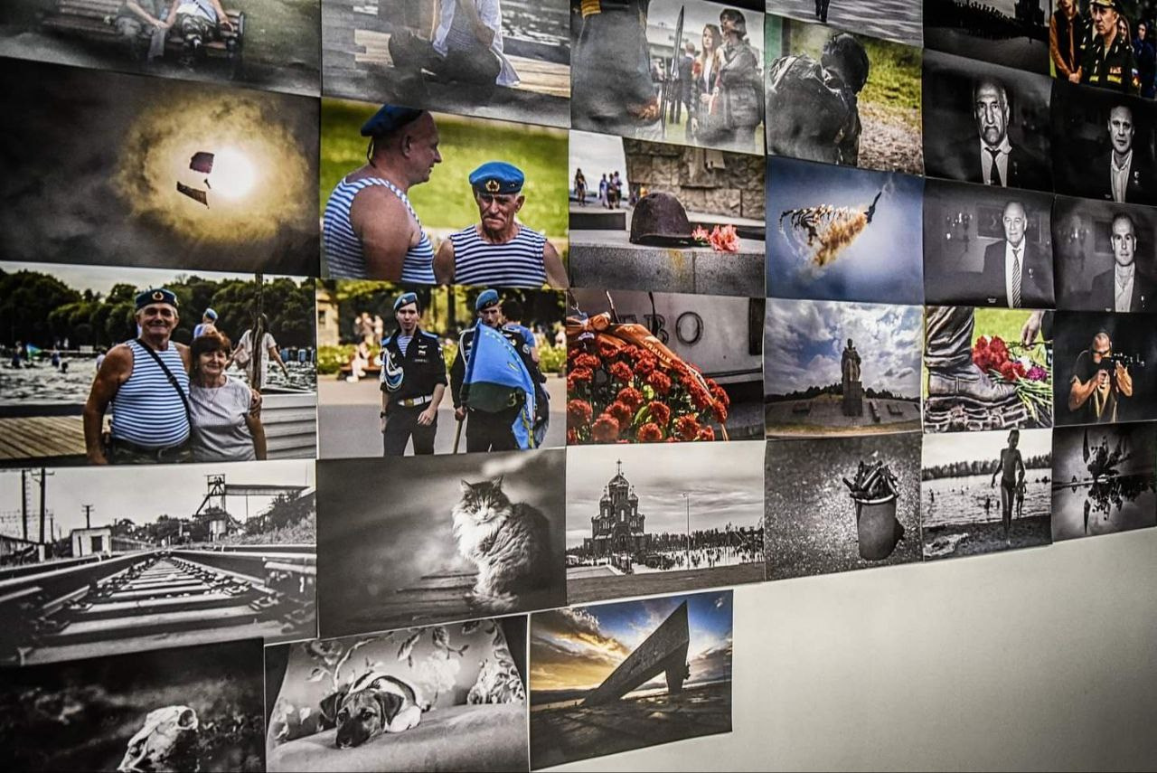 Персональная выставка авторской фотографии Романа Адлера "Добро пожаловать в Новый Мир". в галерее Art Future Gallery Фотопроект "Путь" / "The Way" 15 декабря 2021 - 20 февраля 2022 года