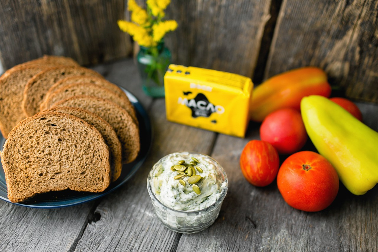 Фуд съемка молочной продукции комбината Роса в Смоленске. Фотограф | Михаил Буш Смоленск