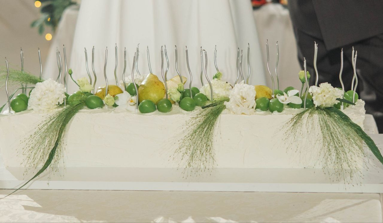 Торт Григорьева. Подрядчики и друзья сети свадебных площадок House for wedding