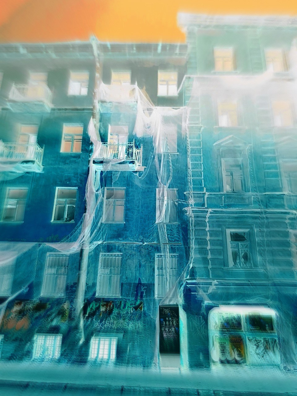 CITYSCAPE. VISUAL ARTIST