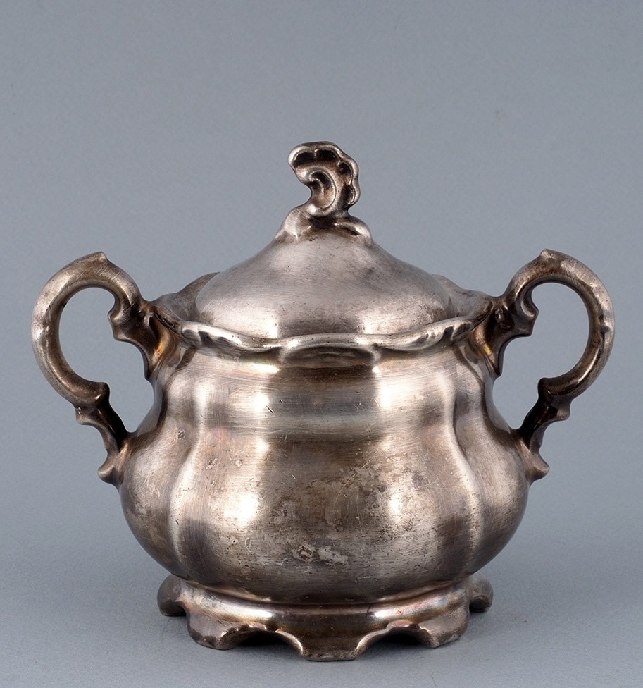 Предметная съемка ДПИ | Аукционный дом «Литфонд». Репортажный и семейный фотограф в Санкт-Петербурге Тарас Марченко