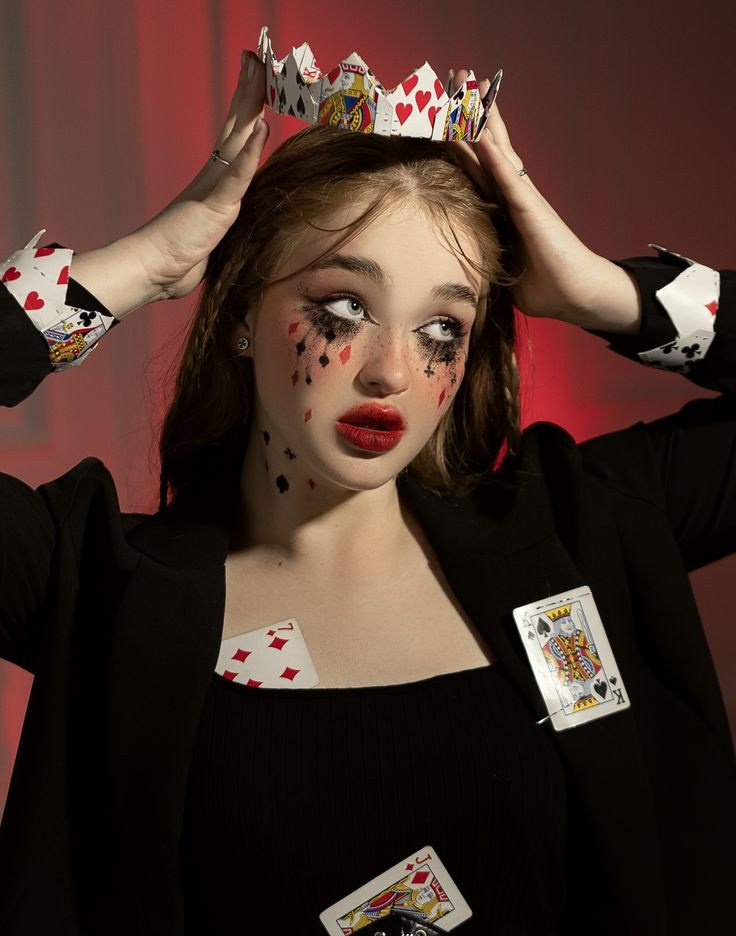 Карточная королева. Александра Мельниченко/ Бегающий фотограф