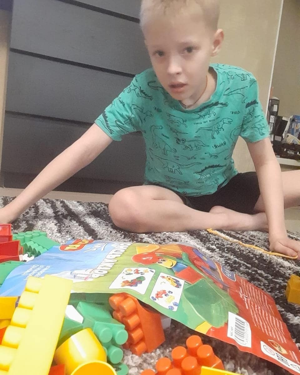 Спасибо за творчество и развитие: дарим конструкторы нашим детям!