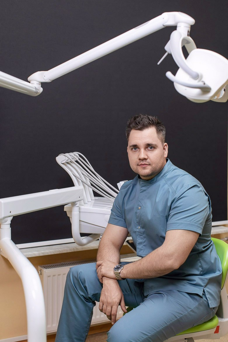 — Клиники, индустрия карсоты. Брук Артём