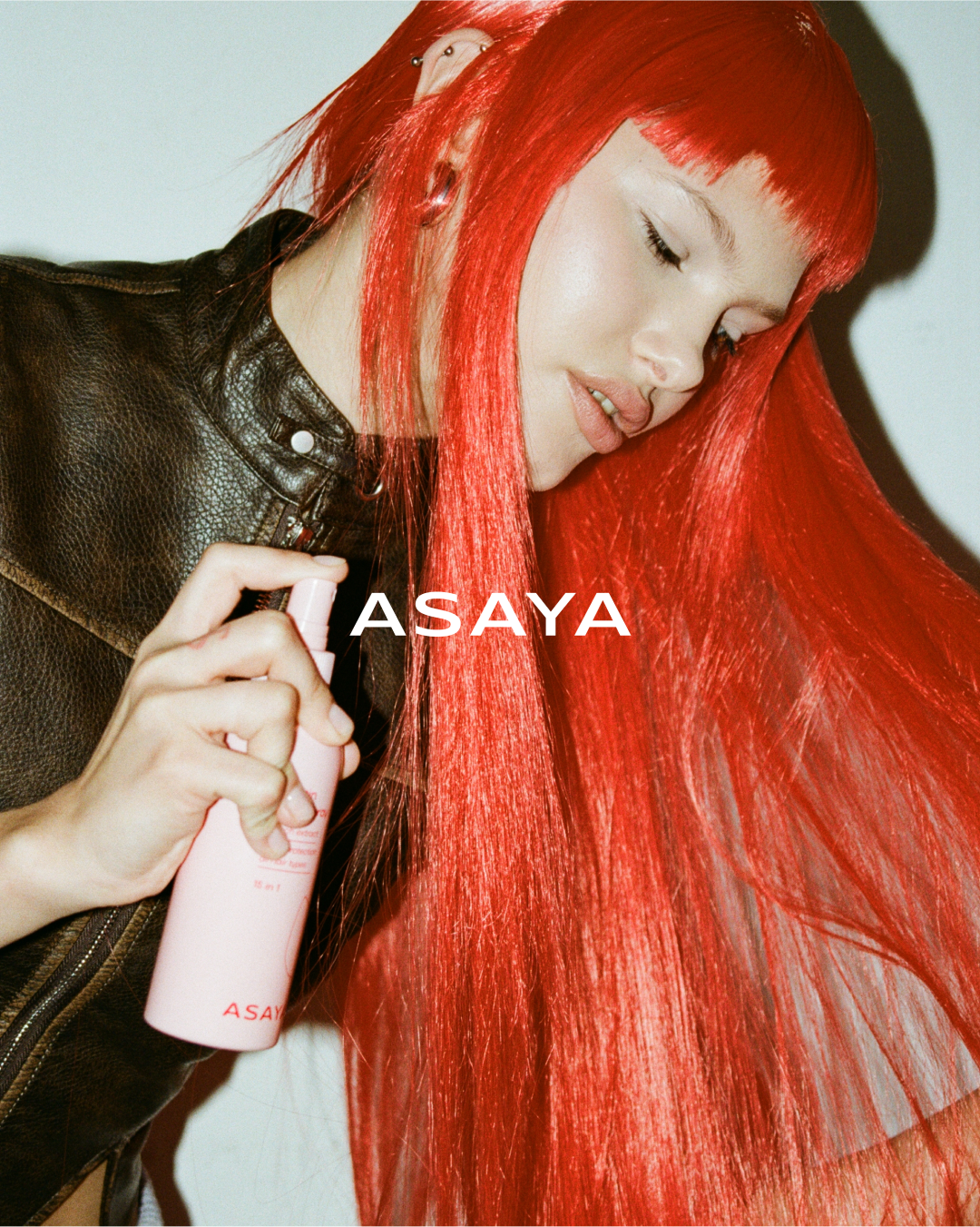 ASAYA: wigged out. Я Саша, креативный продюсер и арт-директор из Москвы. Придумываю, собираю и запускаю визуальные проекты
