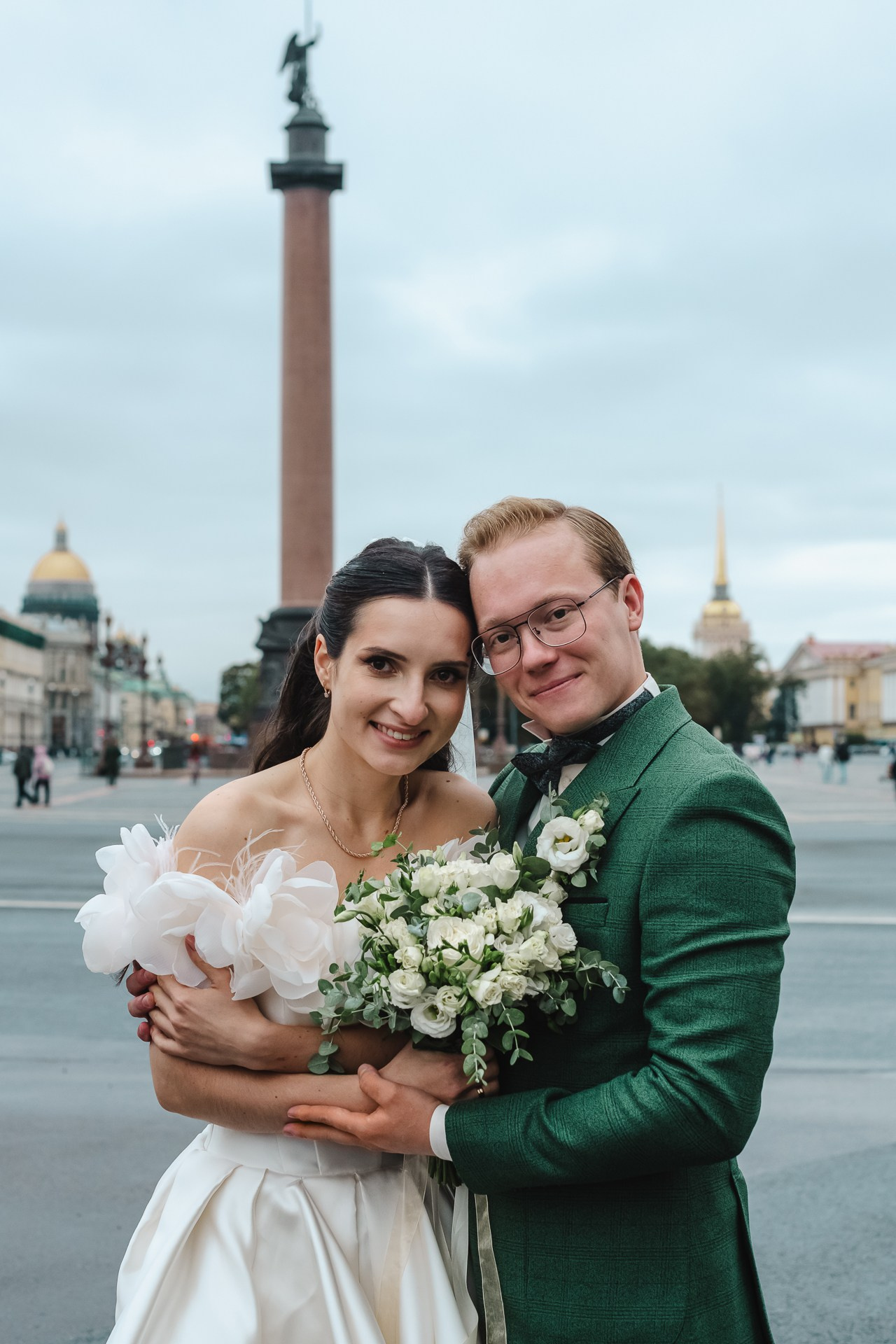 Свадебная фотосессия. Профессиональный фото и видео контент для бизнеса