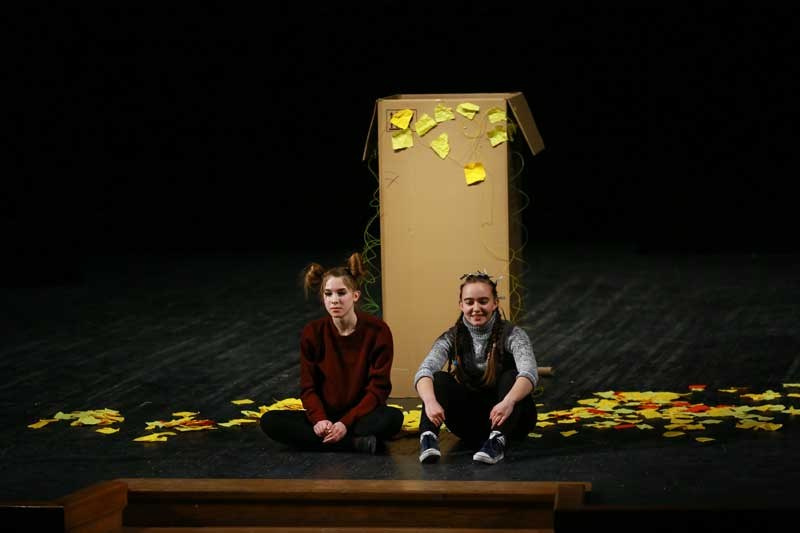 3–4 мая 2025 — Театральный фестиваль «Золотое сечение». Золотые фестивали