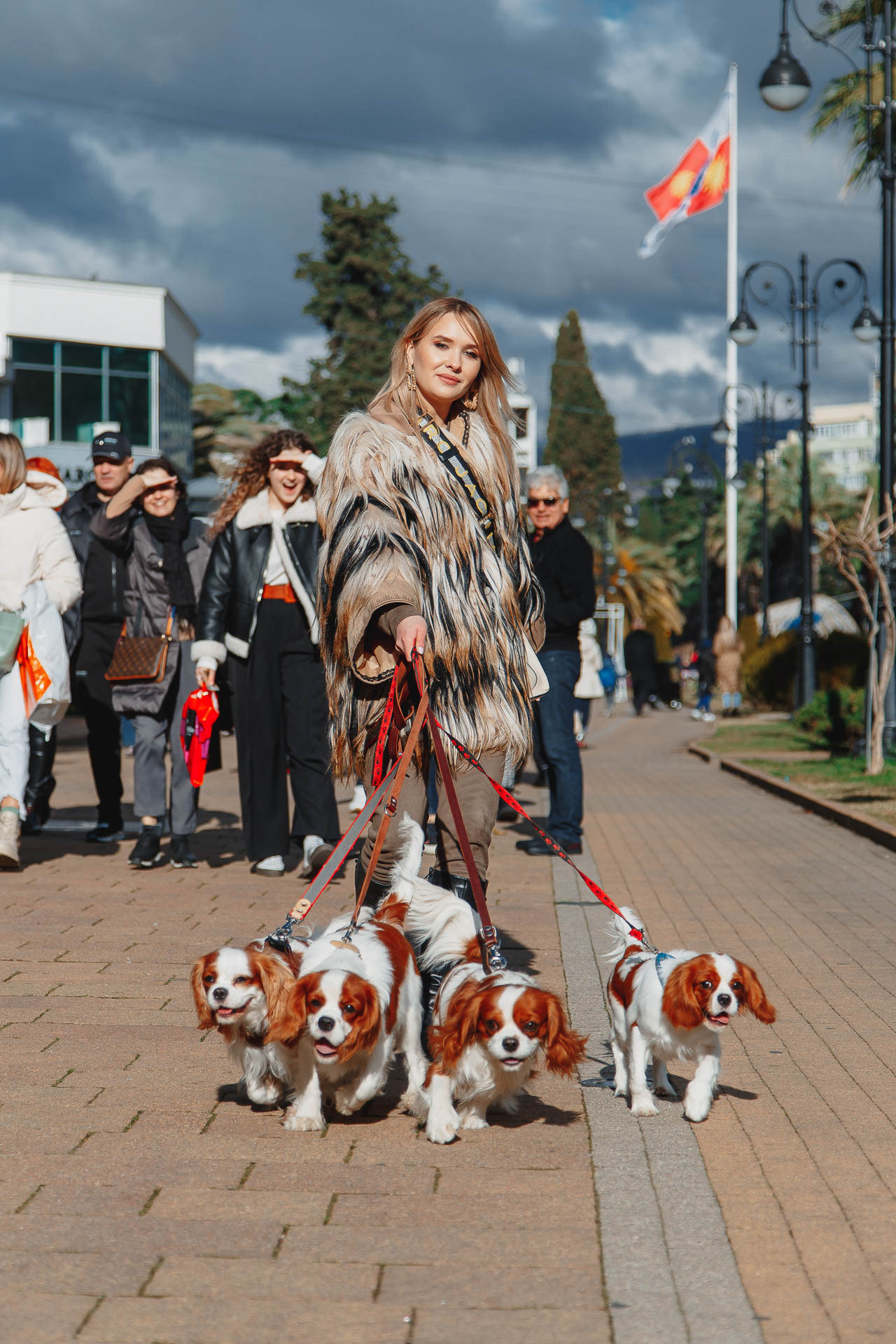 деловой портрет в красивой студии в Студии