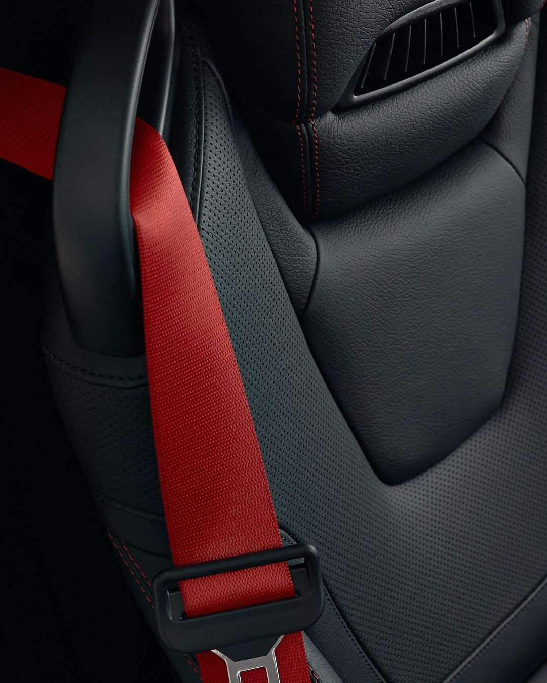 Автомобильный фотограф в Санкт-Петербурге Антон Гумен | Фотосессии авто для автосалонов