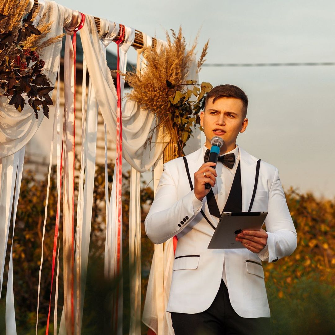 Ведущий Нарышкин. Подрядчики и друзья сети свадебных площадок House for wedding