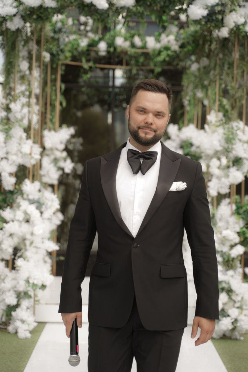 Ведущий Тарасов. Подрядчики и друзья сети свадебных площадок House for wedding