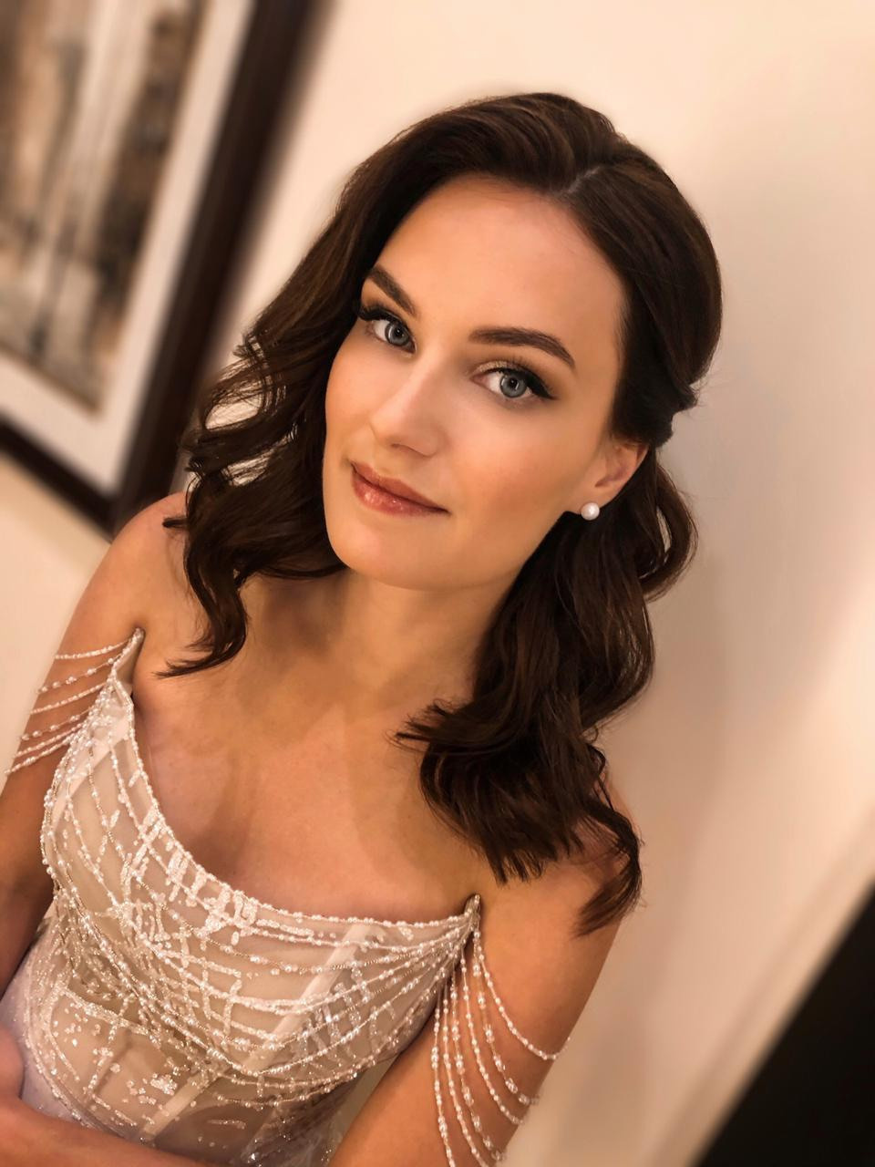 Стилист Анна Сад. Подрядчики и друзья сети свадебных площадок House for wedding