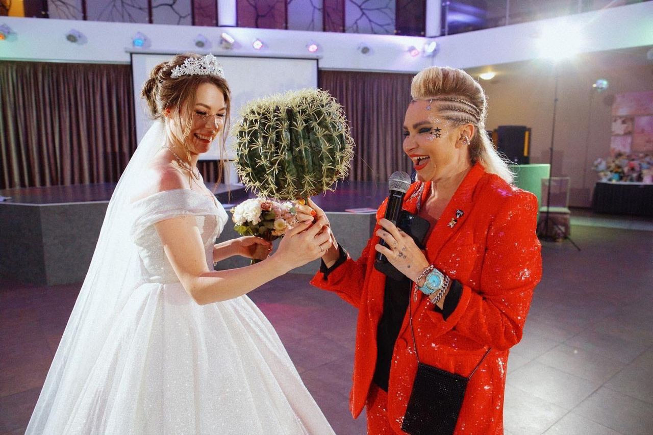 Ведущая Полякова. Подрядчики и друзья сети свадебных площадок House for wedding
