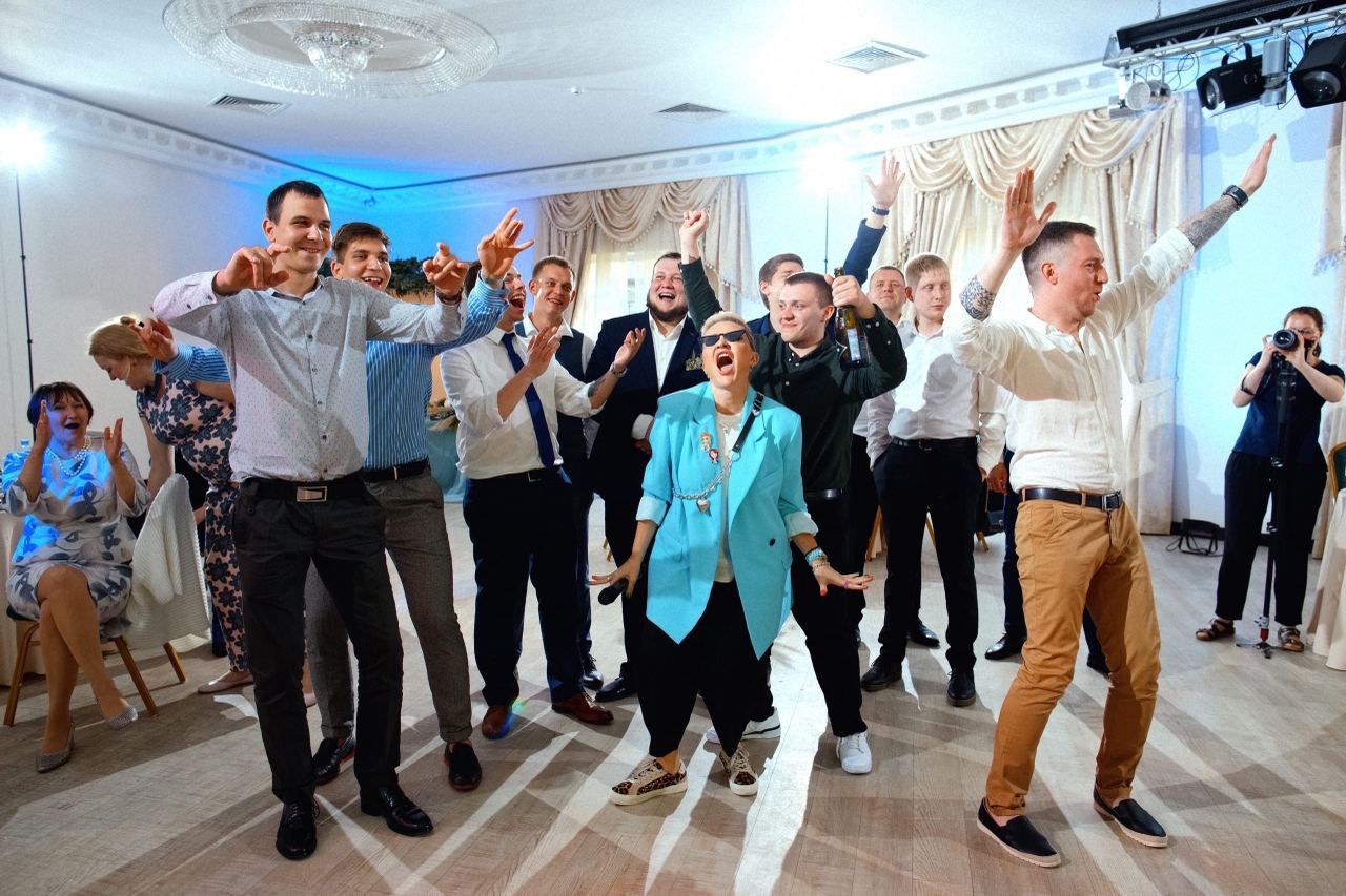 Ведущая Полякова. Подрядчики и друзья сети свадебных площадок House for wedding