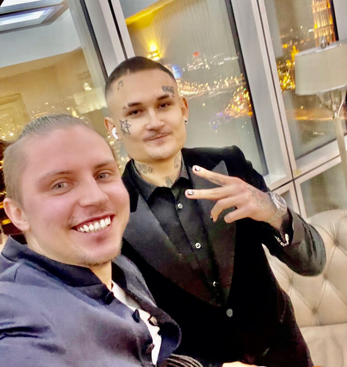 Ведущий Гурьев. Подрядчики и друзья сети свадебных площадок House for wedding