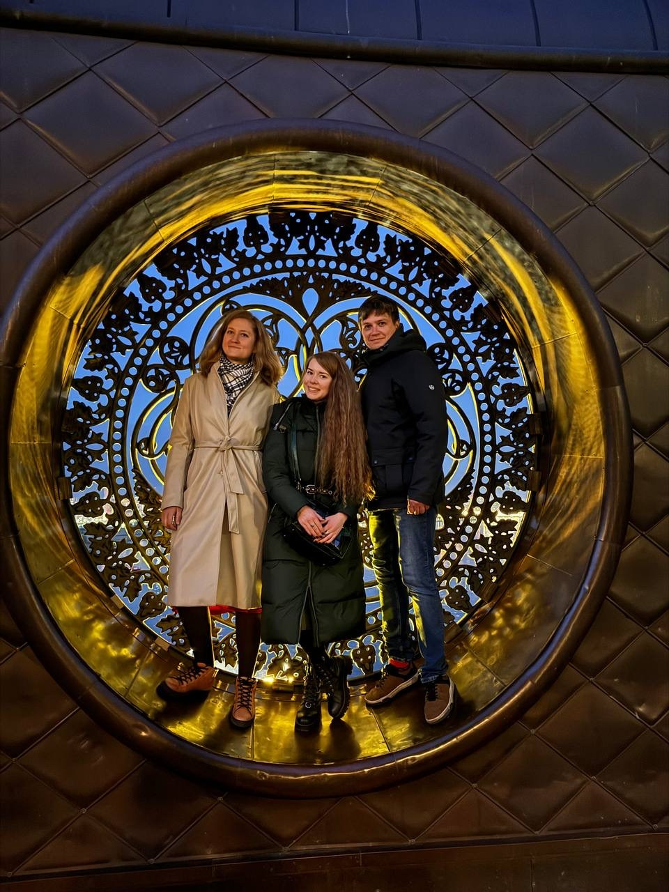 Идем на восток. Портретный фотограф Москва, репортаж и естественная постановка