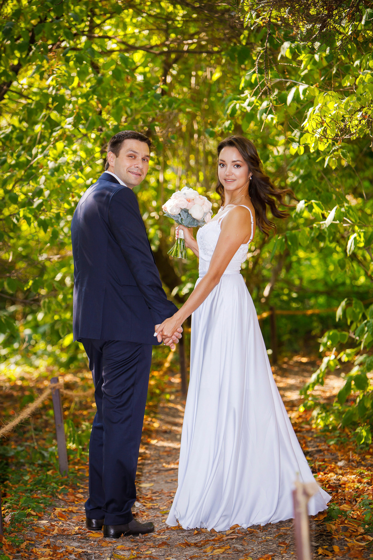 Свадебный фотограф в Москве недорого. Профессиональная фото и видеосъемка. Москва