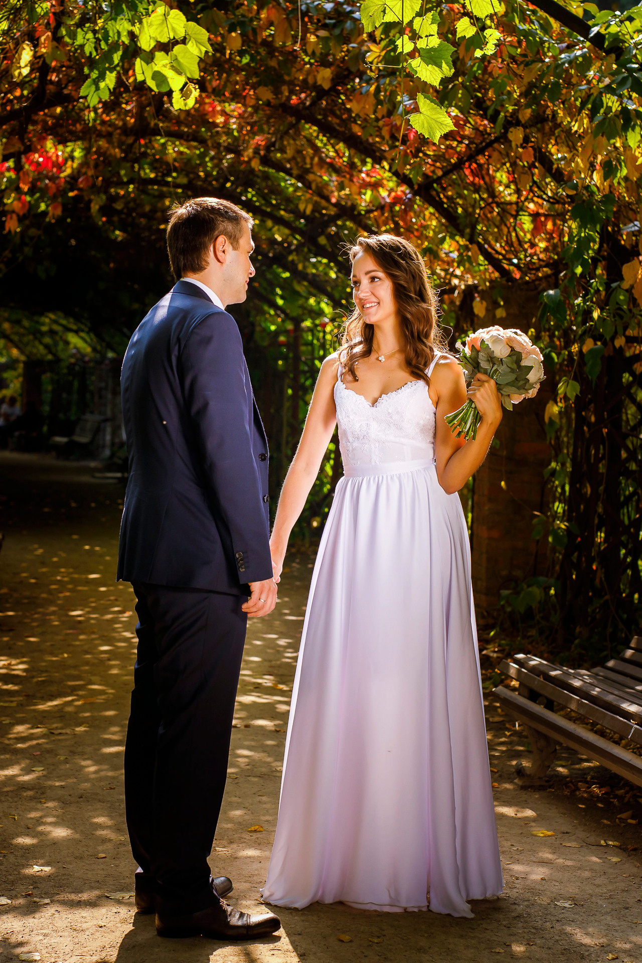 Свадебный фотограф в Москве недорого. Профессиональная фото и видеосъемка. Москва