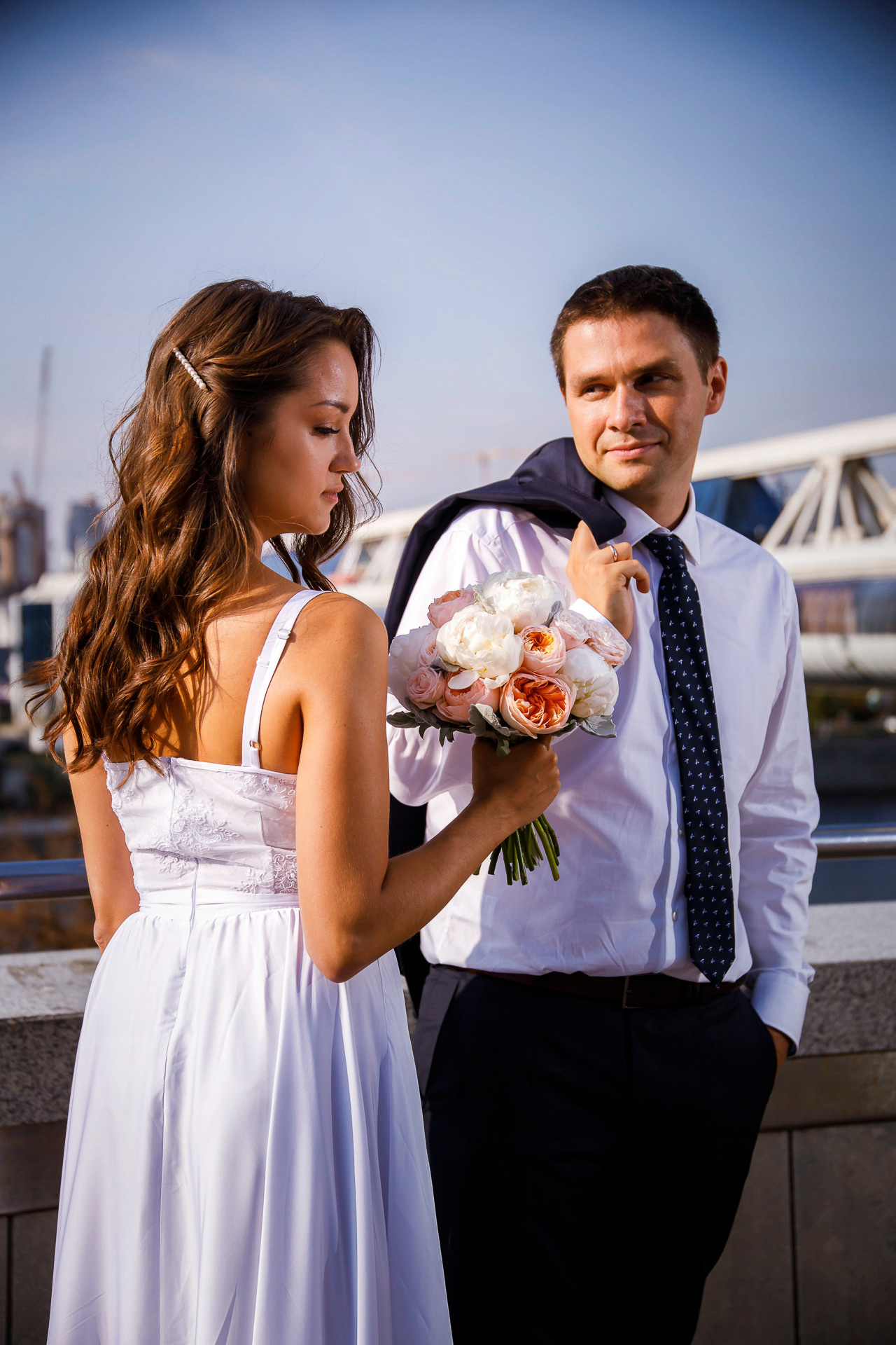 Свадебный фотограф в Москве недорого. Профессиональная фото и видеосъемка. Москва