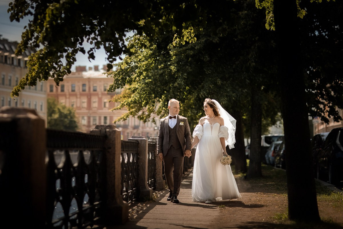 Наш стиль свадебной фотографии: глубина, свет и тишина между кадрами. Свадебный фотограф — Санкт-Петербург (СПб) Питер