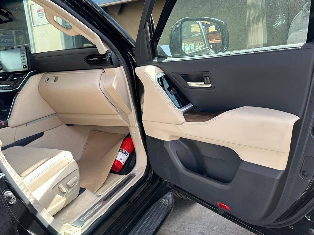 Armored car. Skyden Cars