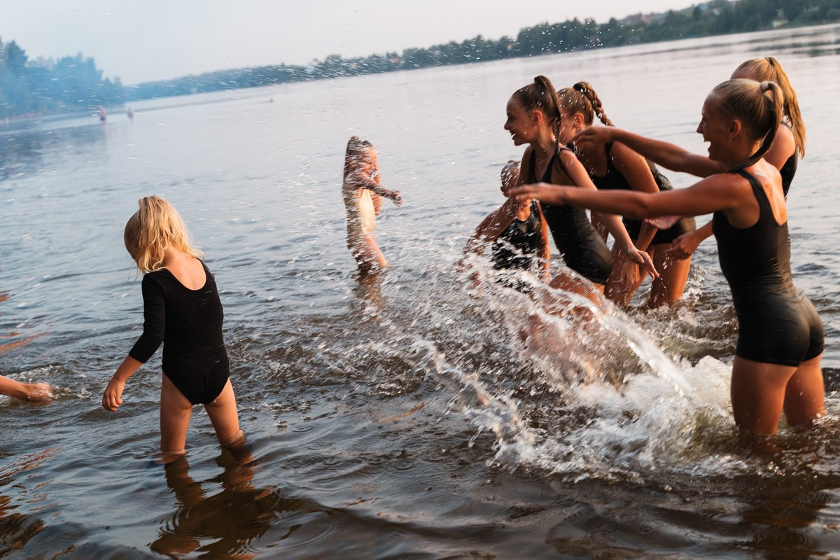 Фотопроект «Фаеры в лесу». Репортажный и семейный фотограф в Санкт-Петербурге Тарас Марченко