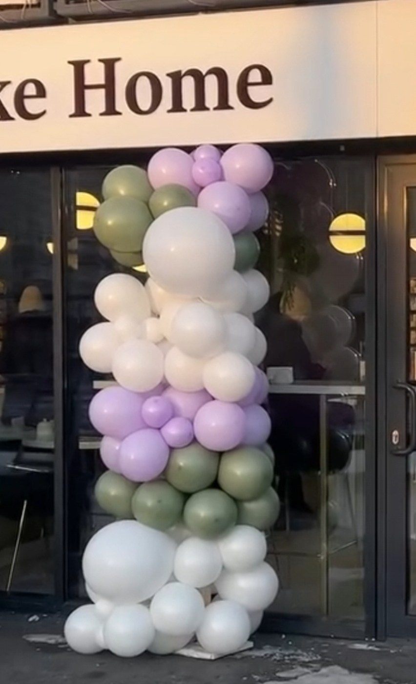 Baloni sa helijimom. Dekoracije balone. Dostava balone. Grad Novi Sad. Шары с гелием, фотозоны Нови Сад Белград. Balone i dekoracije od balona Novi Sad Beograd