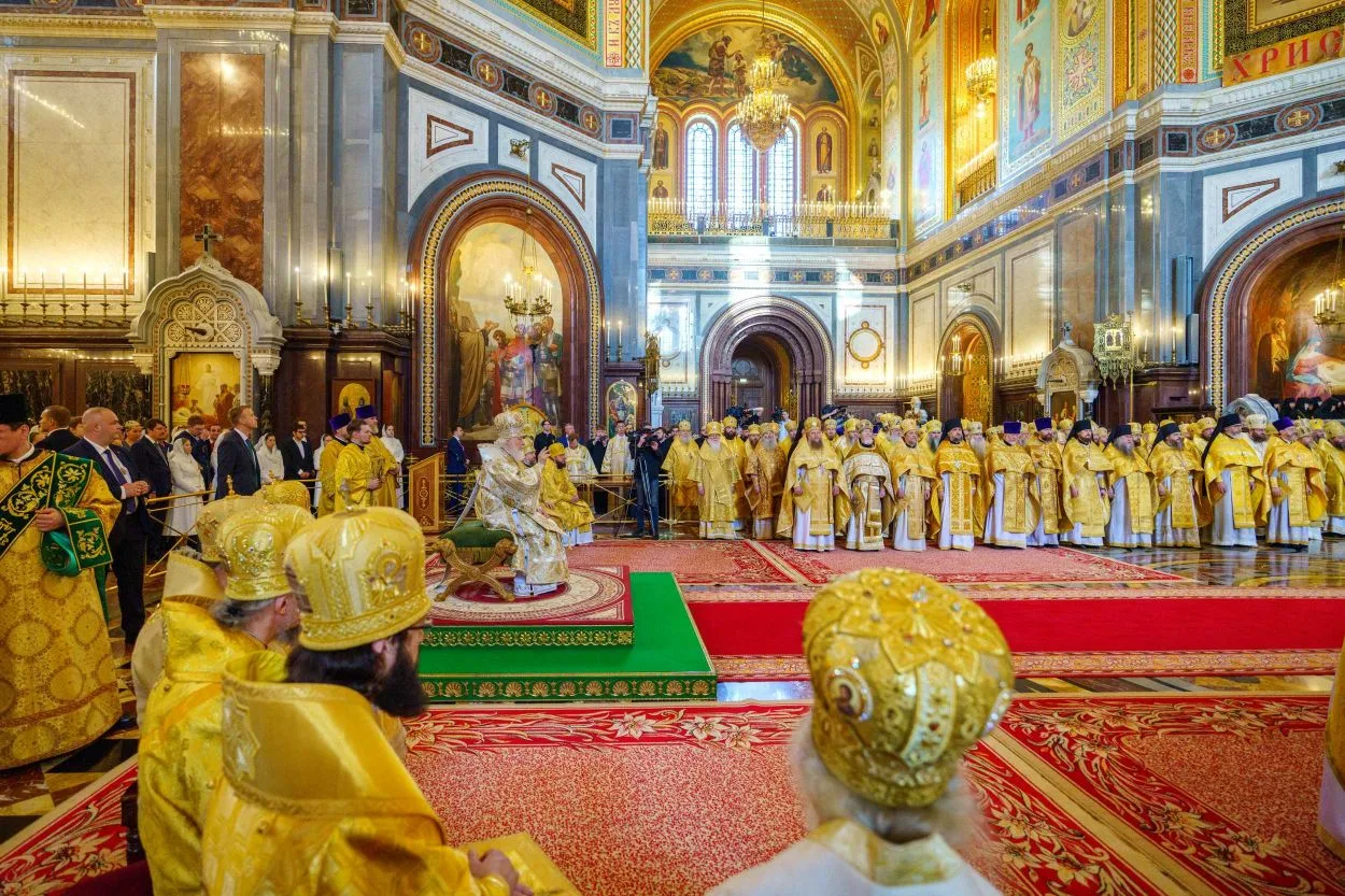 МИТРОПОЛИТ ИГНАТИЙ ПРИНЯЛ УЧАСТИЕ В БОЖЕСТВЕННОЙ ЛИТУРГИИ И ТОРЖЕСТВАХ В ДЕНЬ ТЕЗОИМЕНИТСТВА СВЯТЕЙШЕГО ПАТРИАРХА КИРИЛЛА. Саратовское Северо-Западное благочиние
