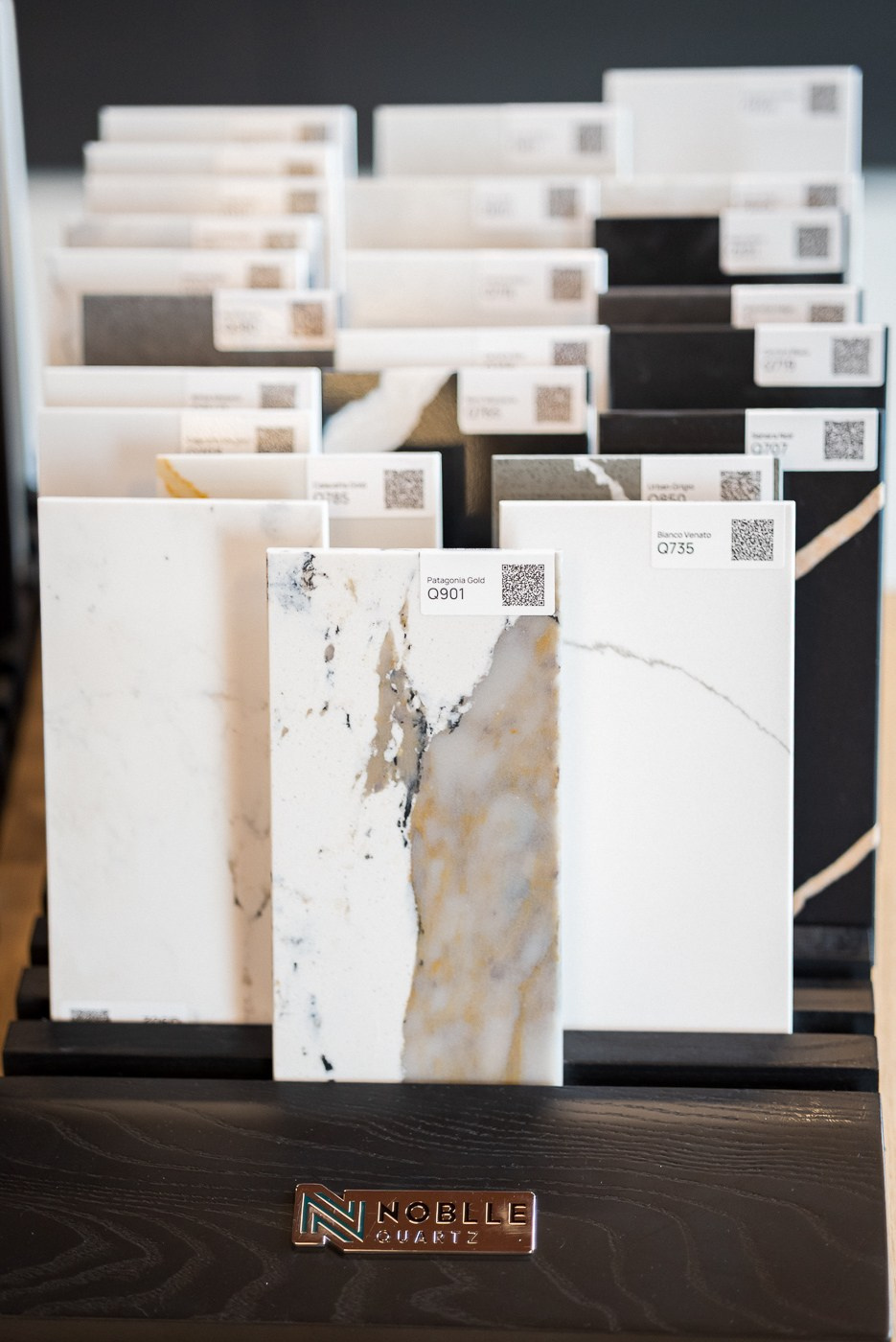 Презентация компании INTERSTONE — производителя и поставщика кварцевого камня, акрилового камня и широкоформатных керамических плит. ВУД ТВОРЕЦ мебельная фабрика|ТВОРЕЦ студия мебели