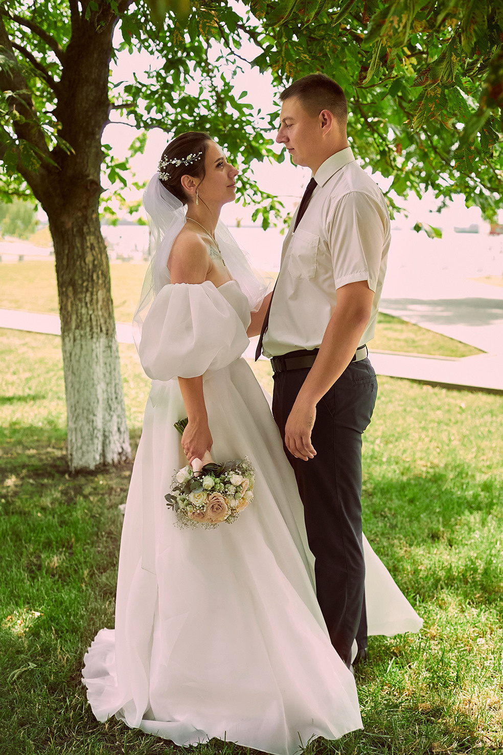 Фотограф в Москве. Свадьба. Жених и невеста. Свадебная прогулка.