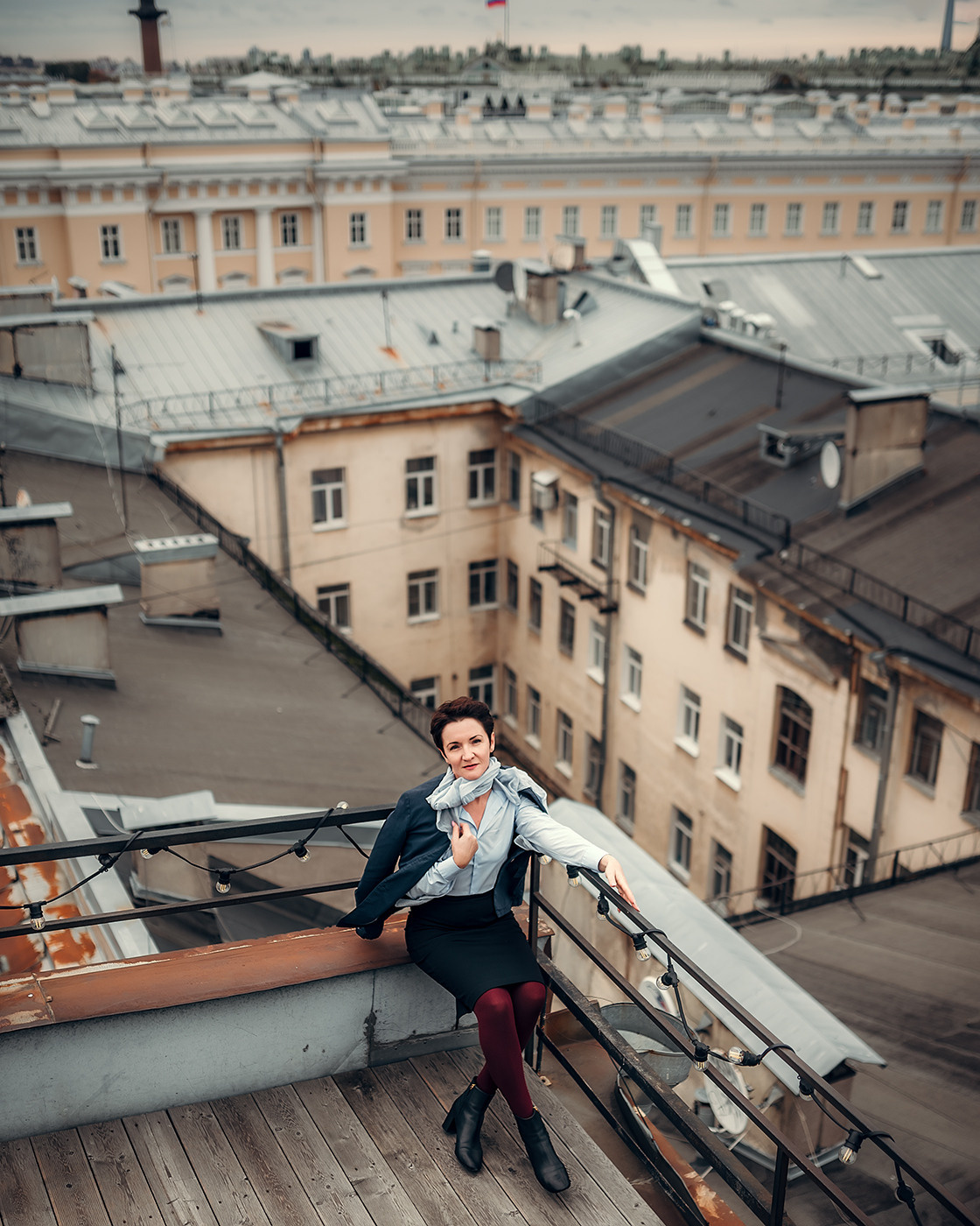 Наталья, крыша + Михайловский сад. Фотограф в Санкт- Петербурге Мария Золотарь
