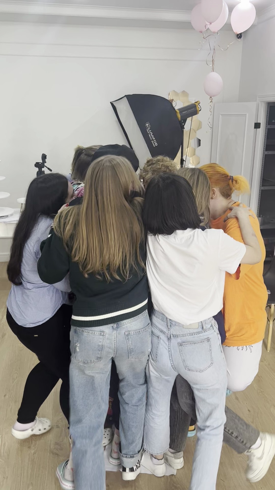 «В КРУГУ» Психологические тренинги в Санкт-Петербурге в живом формате