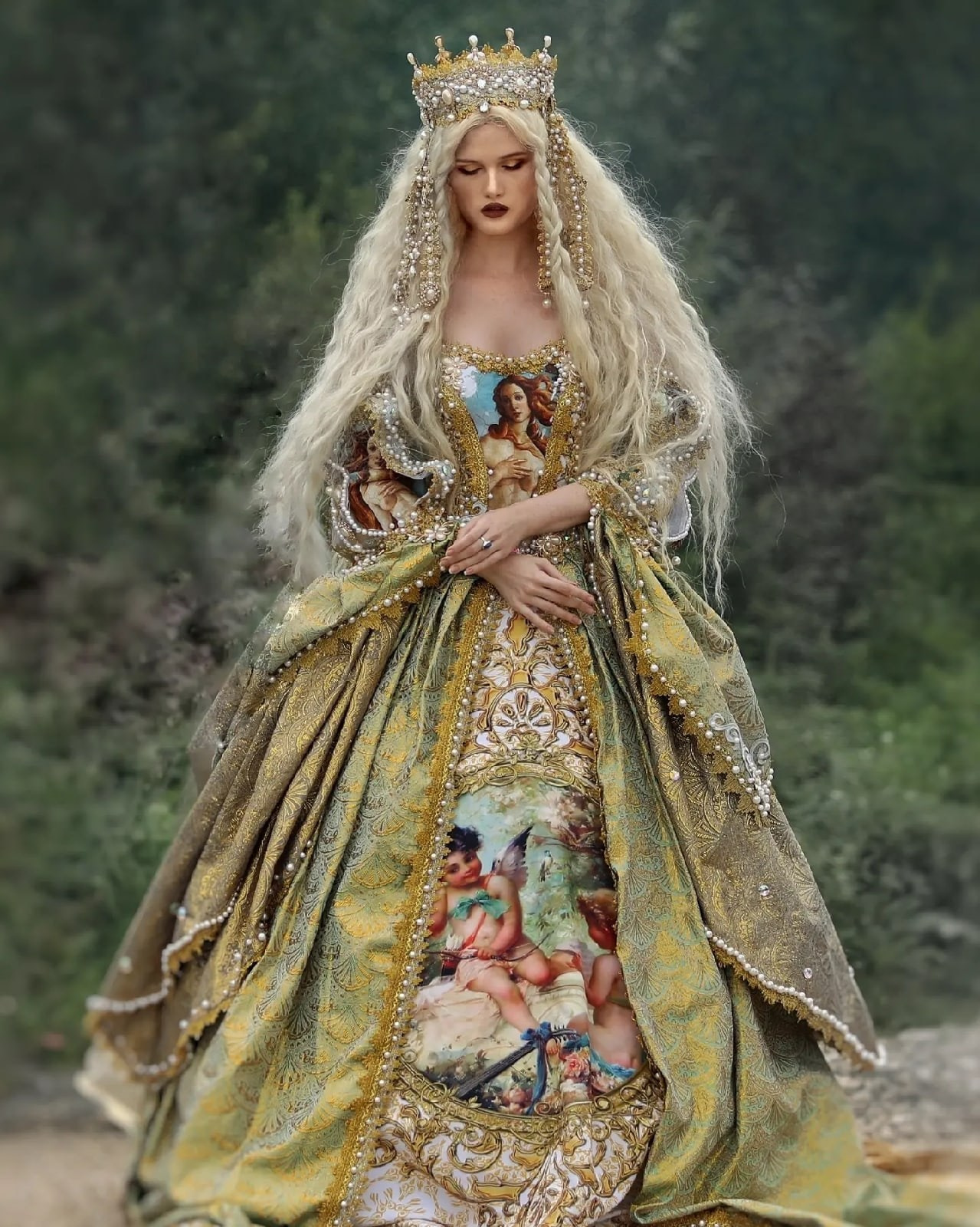 Императрица. Русские народные костюмы в Москве