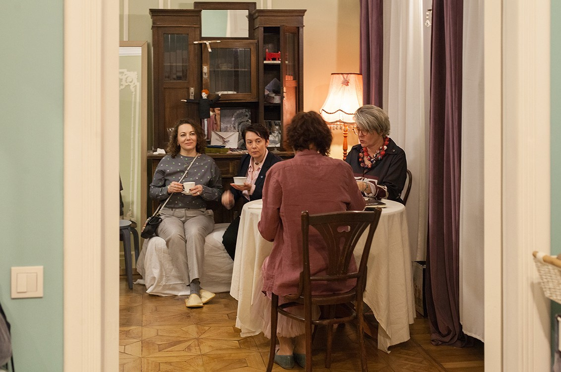 В Петербурге время чая. ФОТОГРАФ ЛИЛИЯ БИЧУРИНА