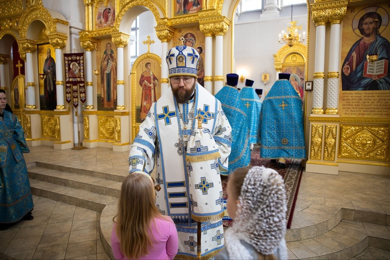 Благочинный Северо-западного округа храма принял участие в Архиерейском Богослужении В Николо-Тихвинском Соборном храме Г. САРАТОВА. Саратовское Северо-Западное благочиние
