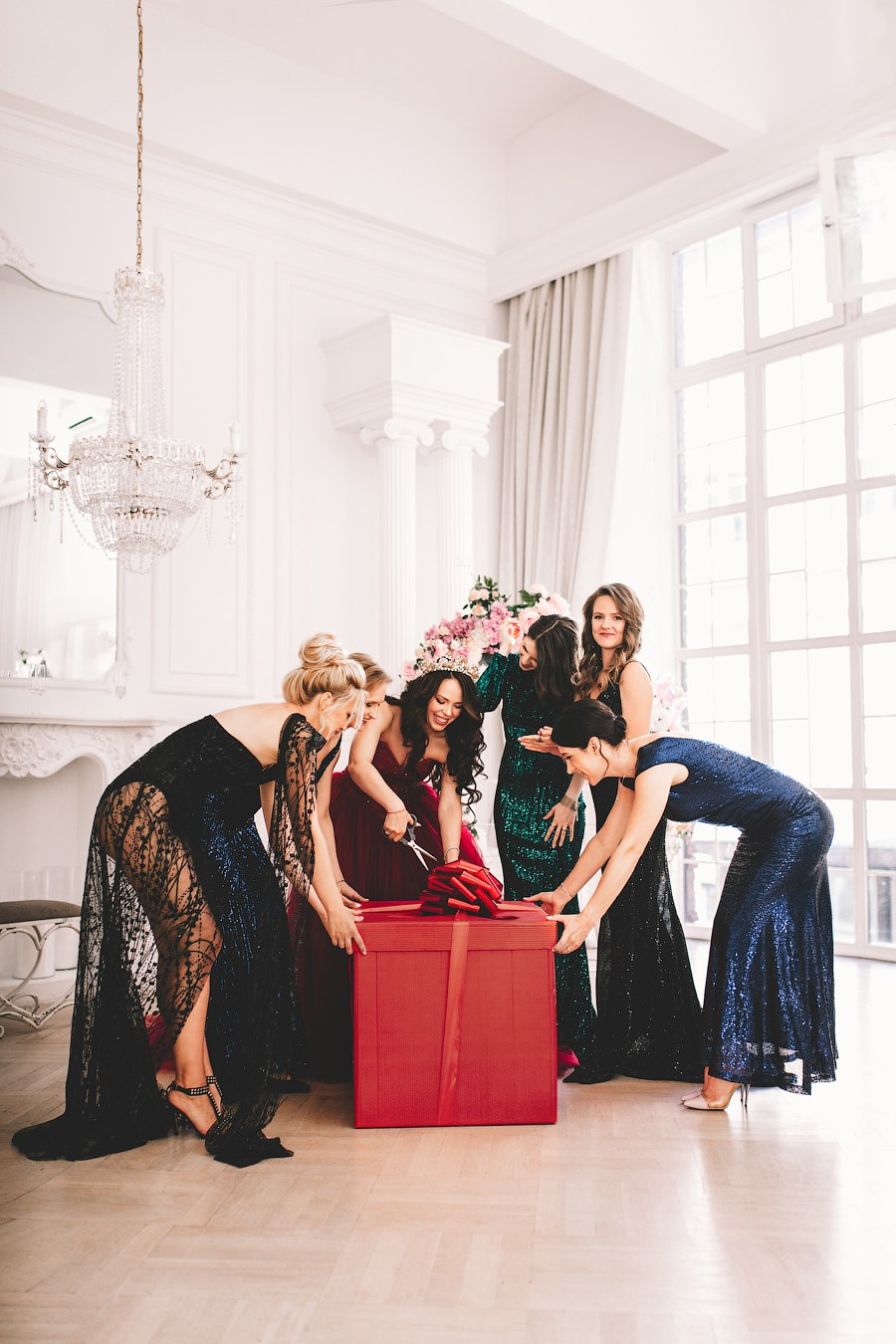 Образы для фотосессии девичника: как выбрать дресс-код и одеться стильно. Профессиональный фотограф в Москве. Елена Шуваева