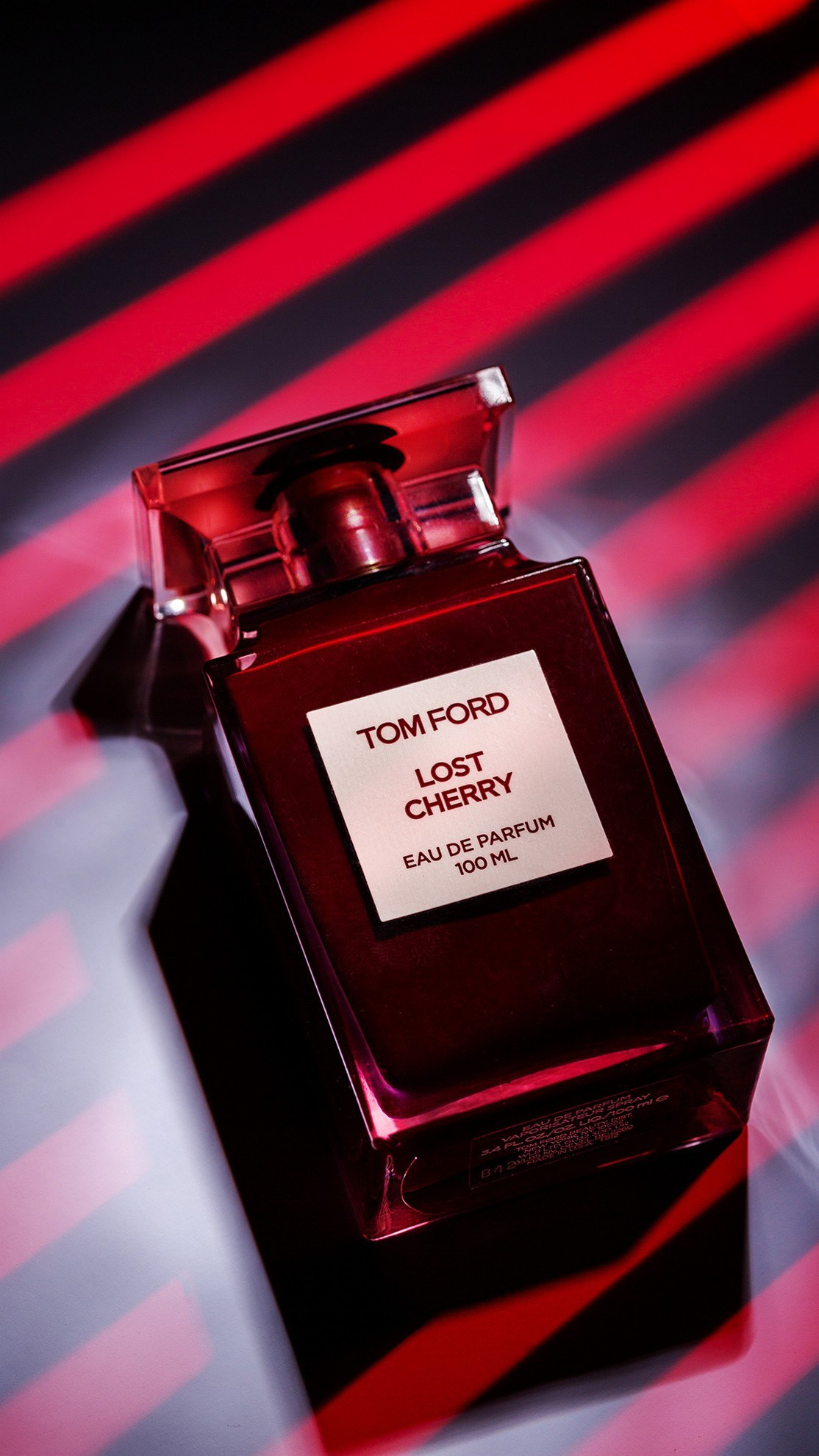 Фотосъемка парфюмерии в Ростове. Предметный фотограф в Ростове-на-Дону. Фотограф Анна Мандрикян