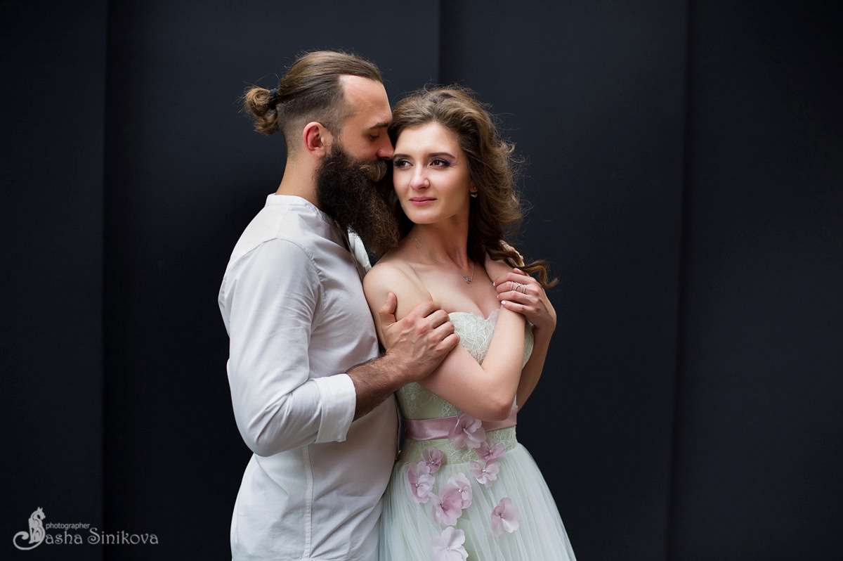 Профессиональная свадебная фотосессия в Москве и московской области. Выпускные альбомы. Частные съемки