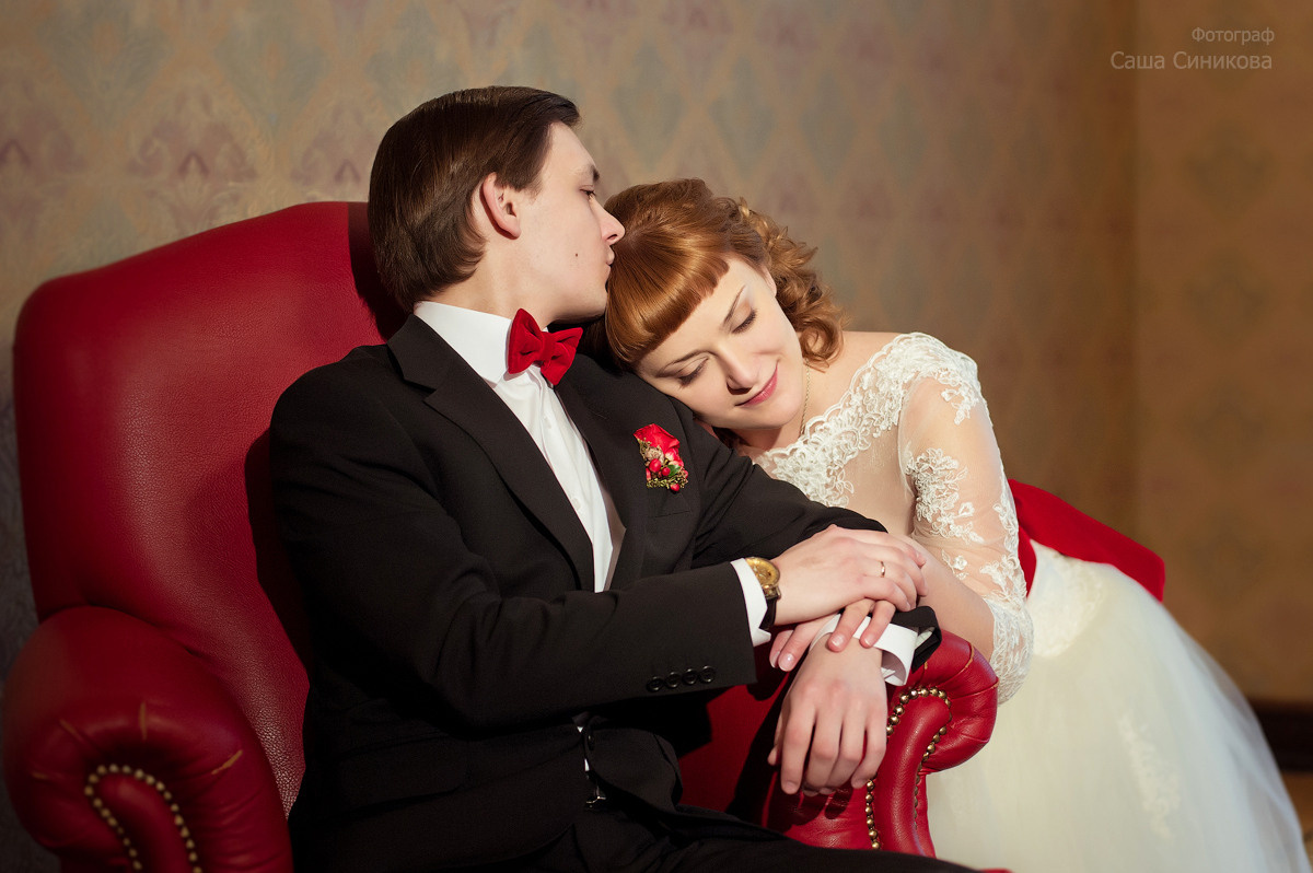 Профессиональная свадебная фотосессия в Москве и московской области. Выпускные альбомы. Частные съемки