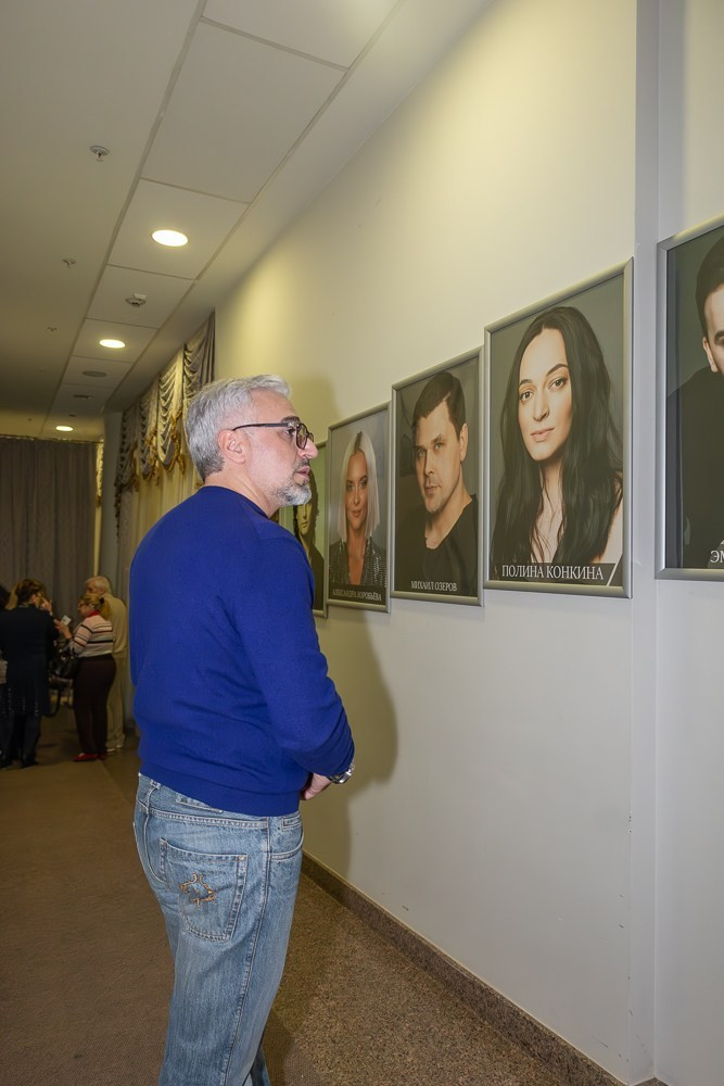 Репортаж с премьеры спектакля «Я, бабушка, Илико и Илларион» в Музыкальном театре «Градский Холл»