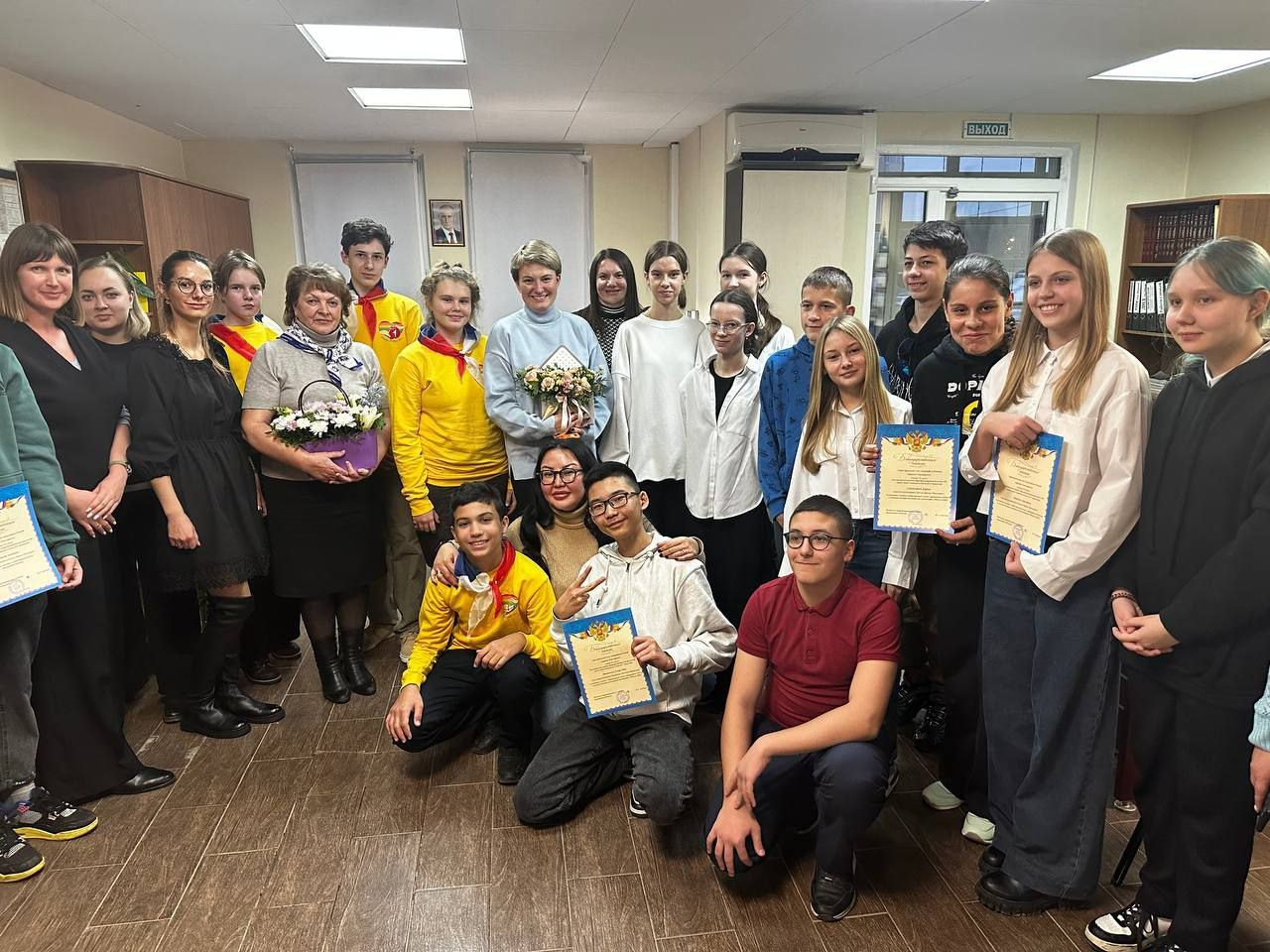 Волонтёры Женсовета Южный Домодедово на встрече с Борисовой Натальей Михайловной.