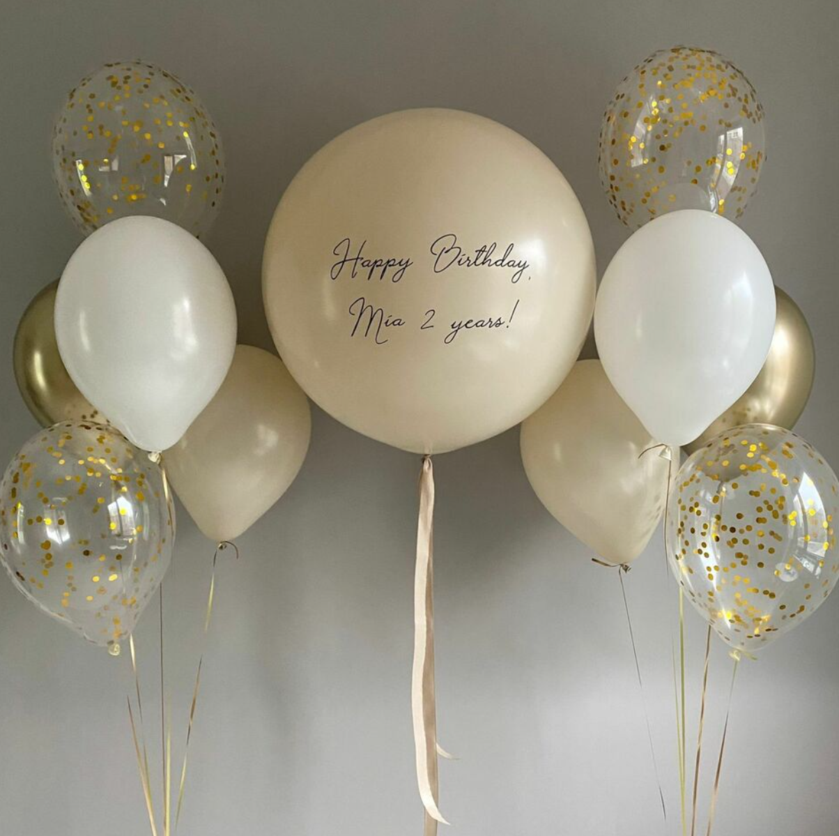 Dostava balona Novi Sad Dostava balona Beograd. Шары с гелием, фотозоны Нови Сад Белград. Balone i dekoracije od balona Novi Sad Beograd